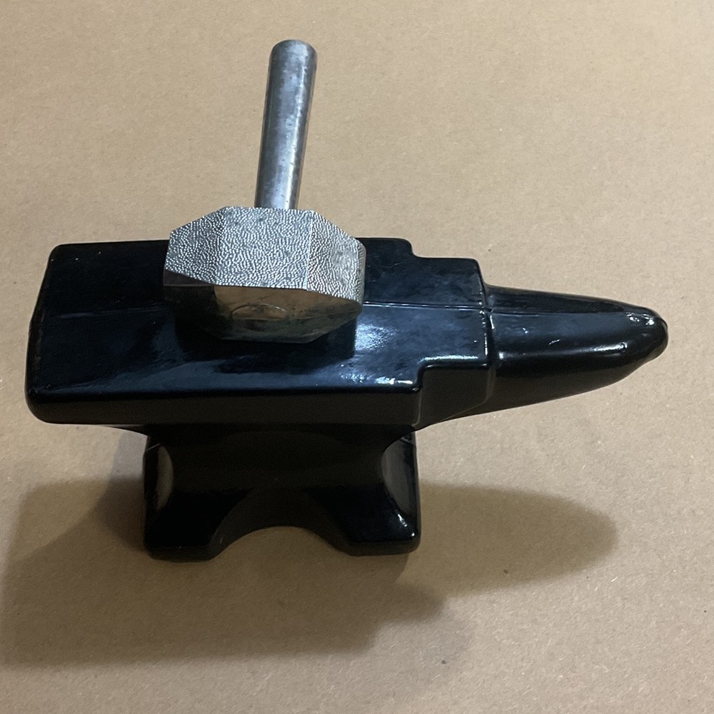 Avon Black Anvil - Picture 3 of 8